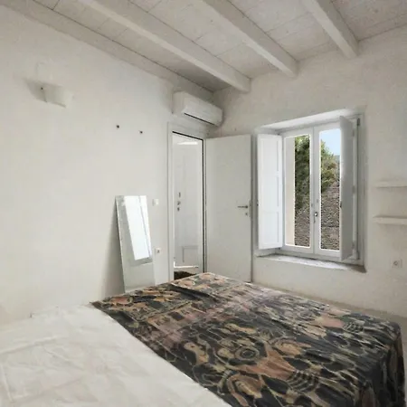 Museo Balcony House * Σύμη